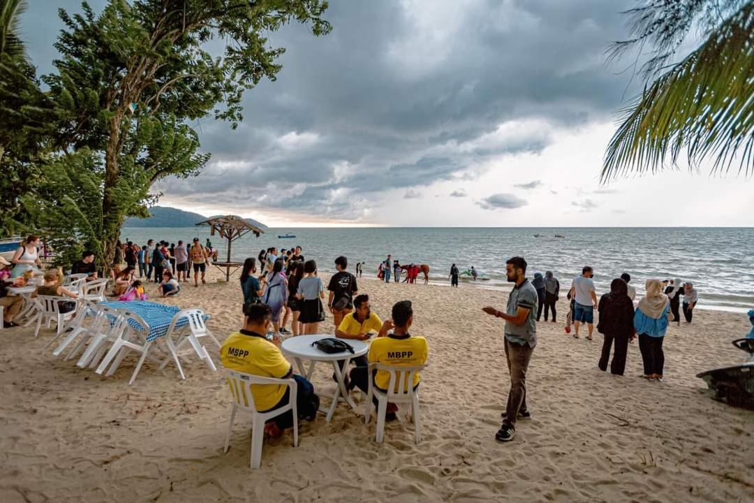 Deluxe Vip Seaview Batu Ferringhi 1503 - 3 Rooms Exterior photo